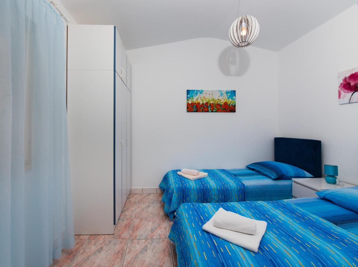 Apartments Care Donji Okrug  Esterno foto