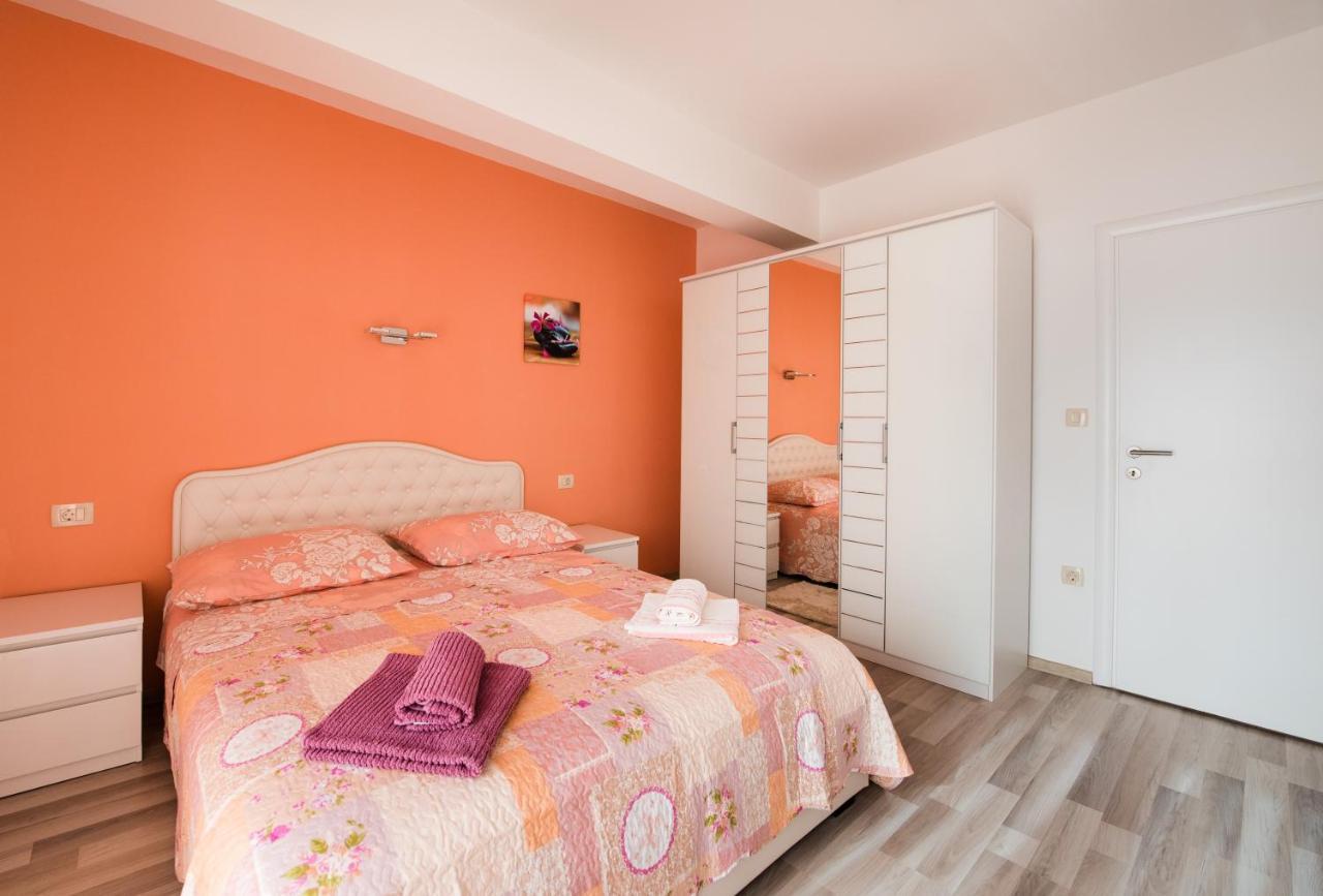 Apartments Care Donji Okrug  Esterno foto
