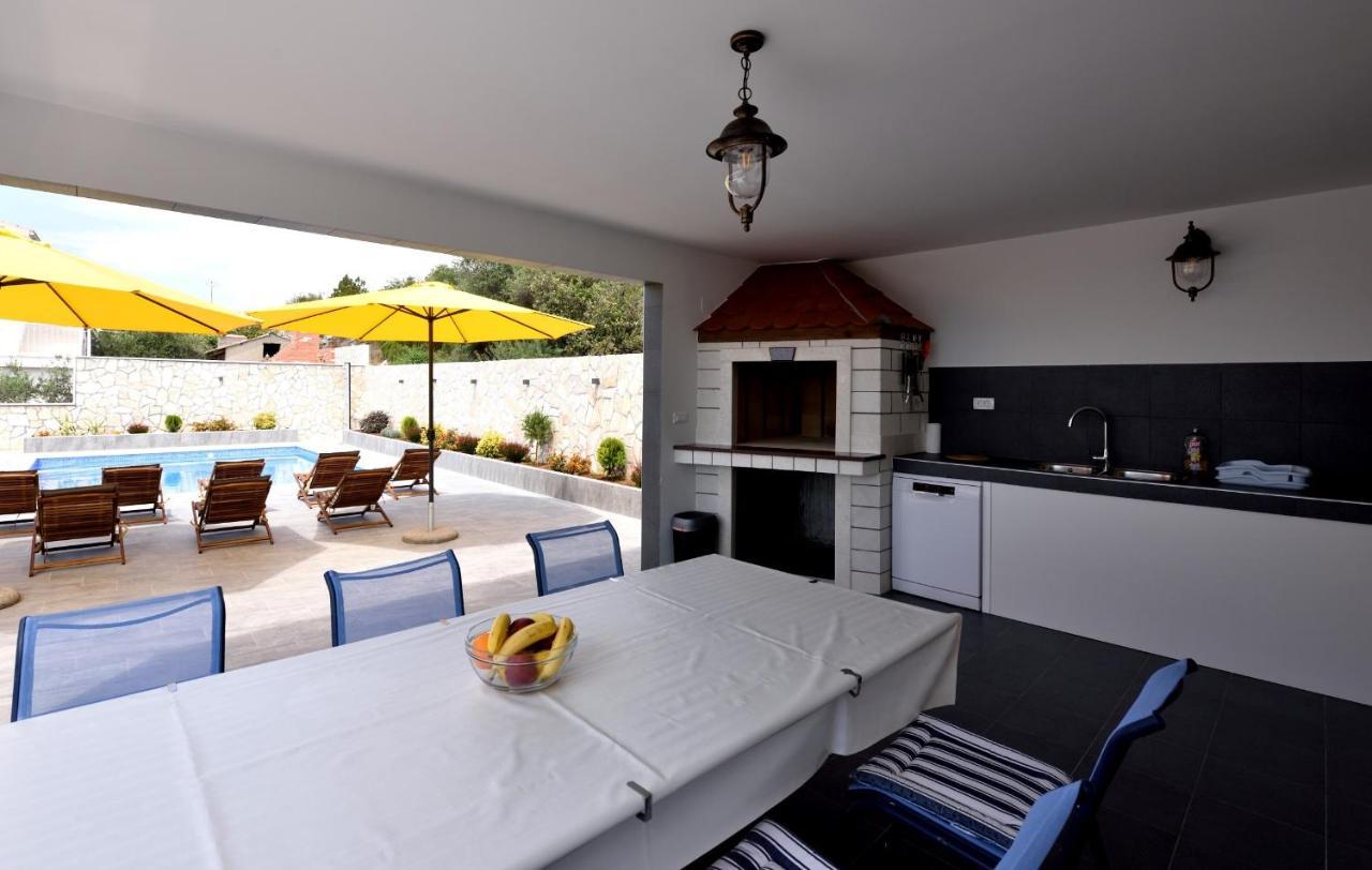 Apartments Care Donji Okrug  Esterno foto