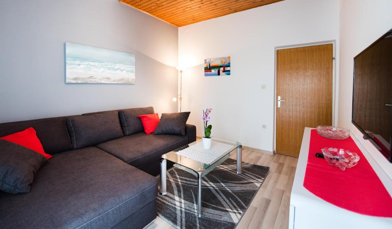 Apartments Care Donji Okrug  Esterno foto
