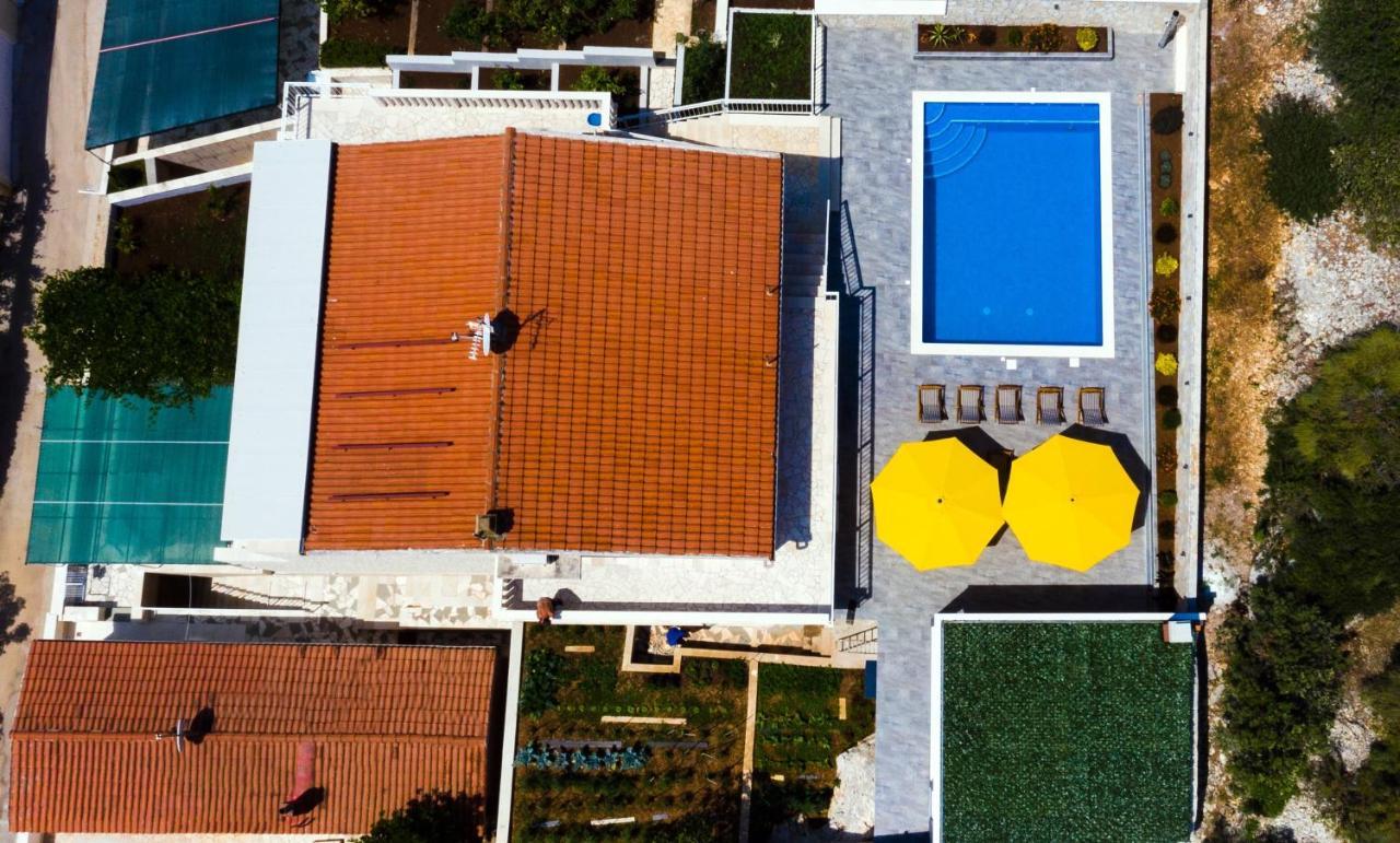Apartments Care Donji Okrug  Esterno foto